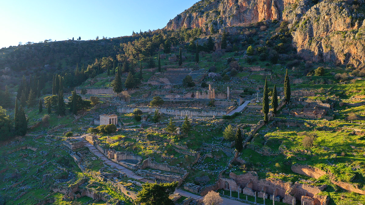 retreat ξενοδοχείο στη Βοιωτία Αράχωβα Παρνασσός