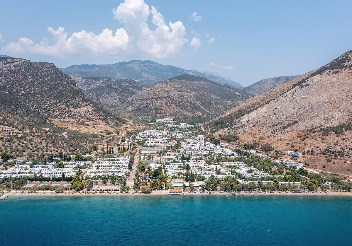 Μια μονοήμερη απόδραση στα Άσπρα Σπίτια από την Αράχωβα